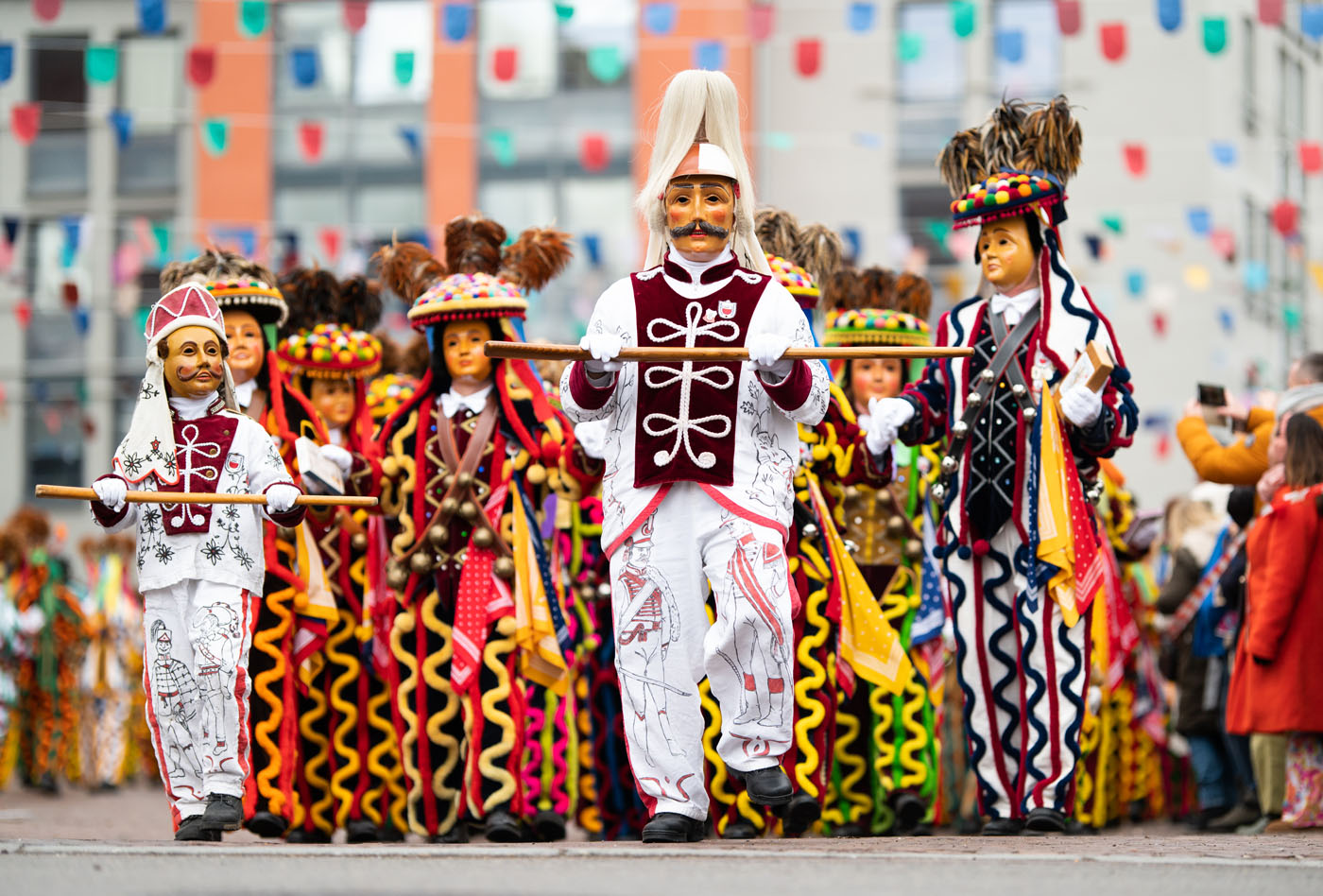 Dr Bolanes ist der eindrucksvolle Narrentanz in Schömberg am Fuße der Schwäbischen Alb.