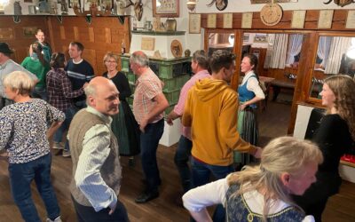 Die Tracht, die Zwiefachen und die Beratung