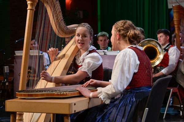 Weisenbläser- und Tanzlmusigseminar