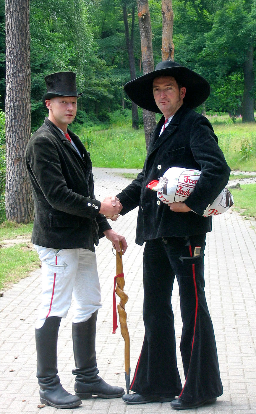 zwei_wandernde_gesellen_2006_edit_web